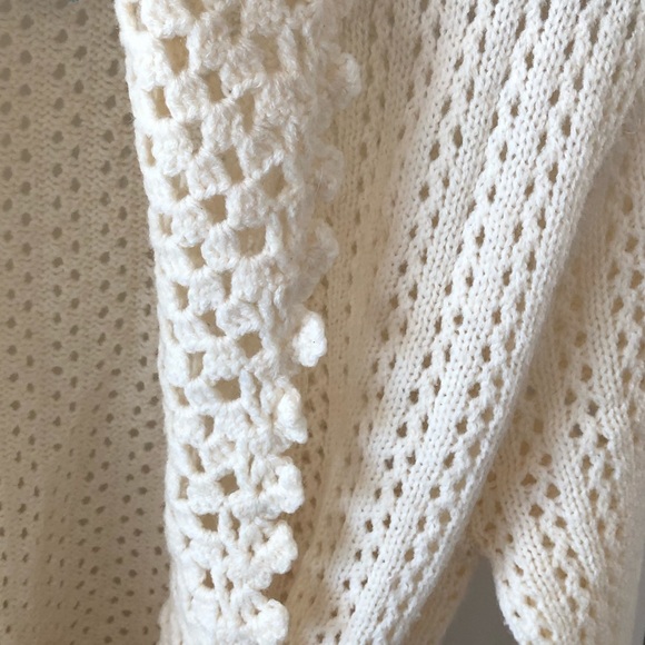NWOT Ivory Crochet Cardigan M - Picture 2 of 9